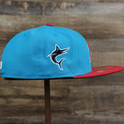 The wearer's right on the Miami Marlins MLB City Connect 2021 On-Field Side Patch 59Fifty Fitted | Blue