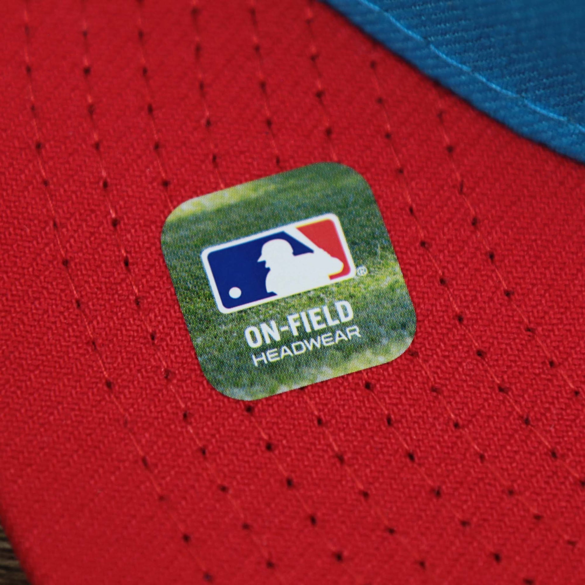 The on Field Sticker on the Miami Marlins MLB City Connect 2021 On-Field Side Patch 59Fifty Fitted | Blue