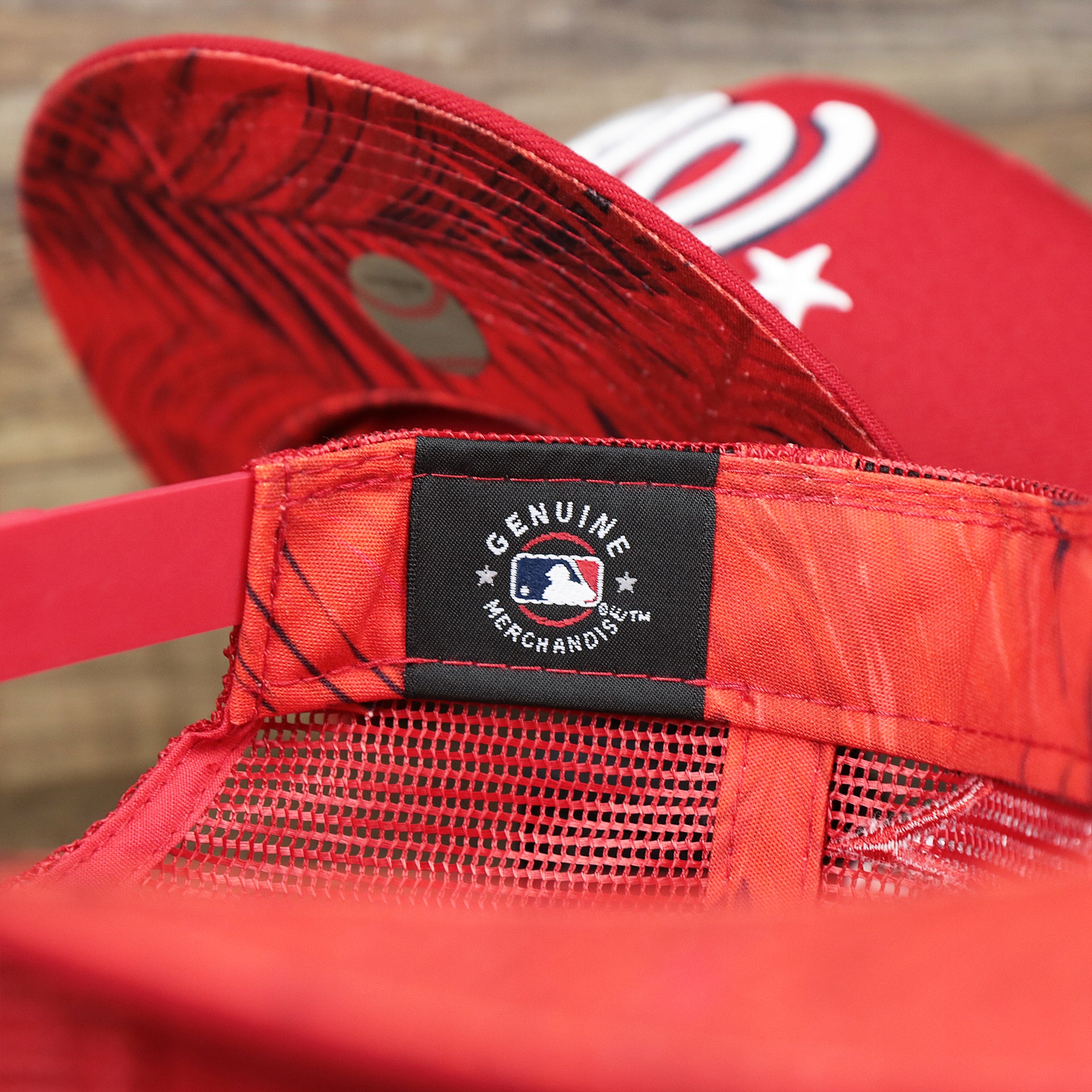 The MLB Merchandise Tag on the Washington Nationals Metallic All Star Game MLB 2022 Side Patch 9Fifty Mesh Snapback | ASG 2022 Red Trucker Hat