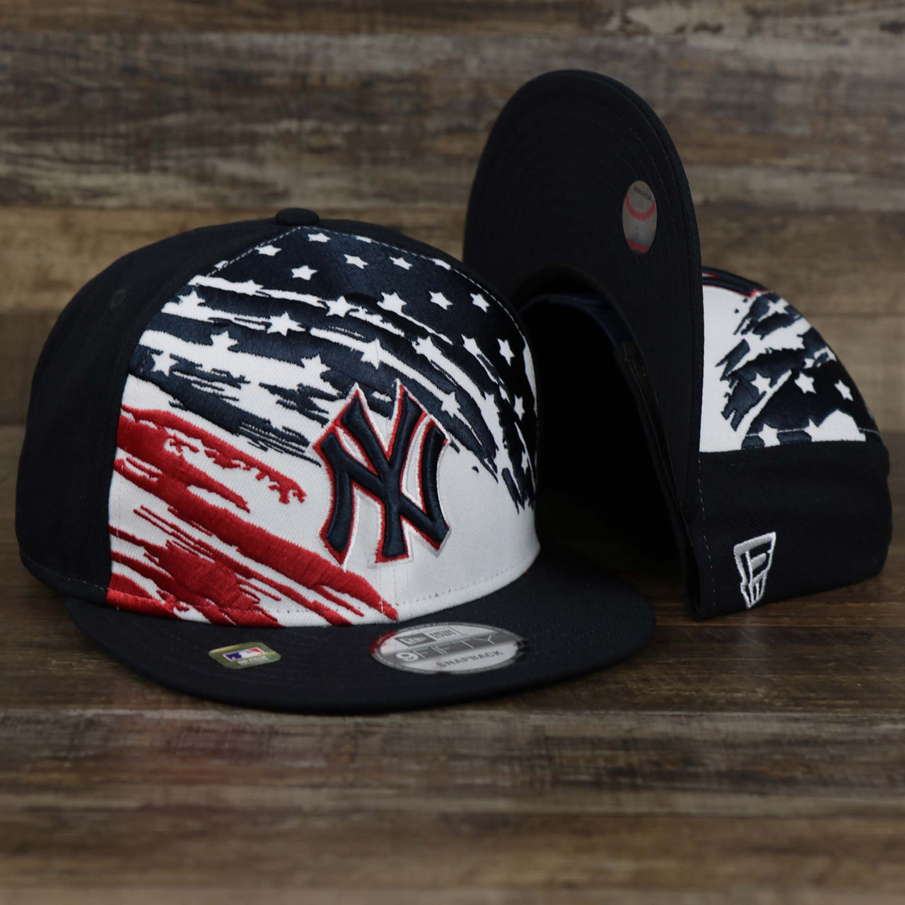 The New York Yankees 2022 4th of July Stars And Stripes 9Fifty | New Era Navy OSFM