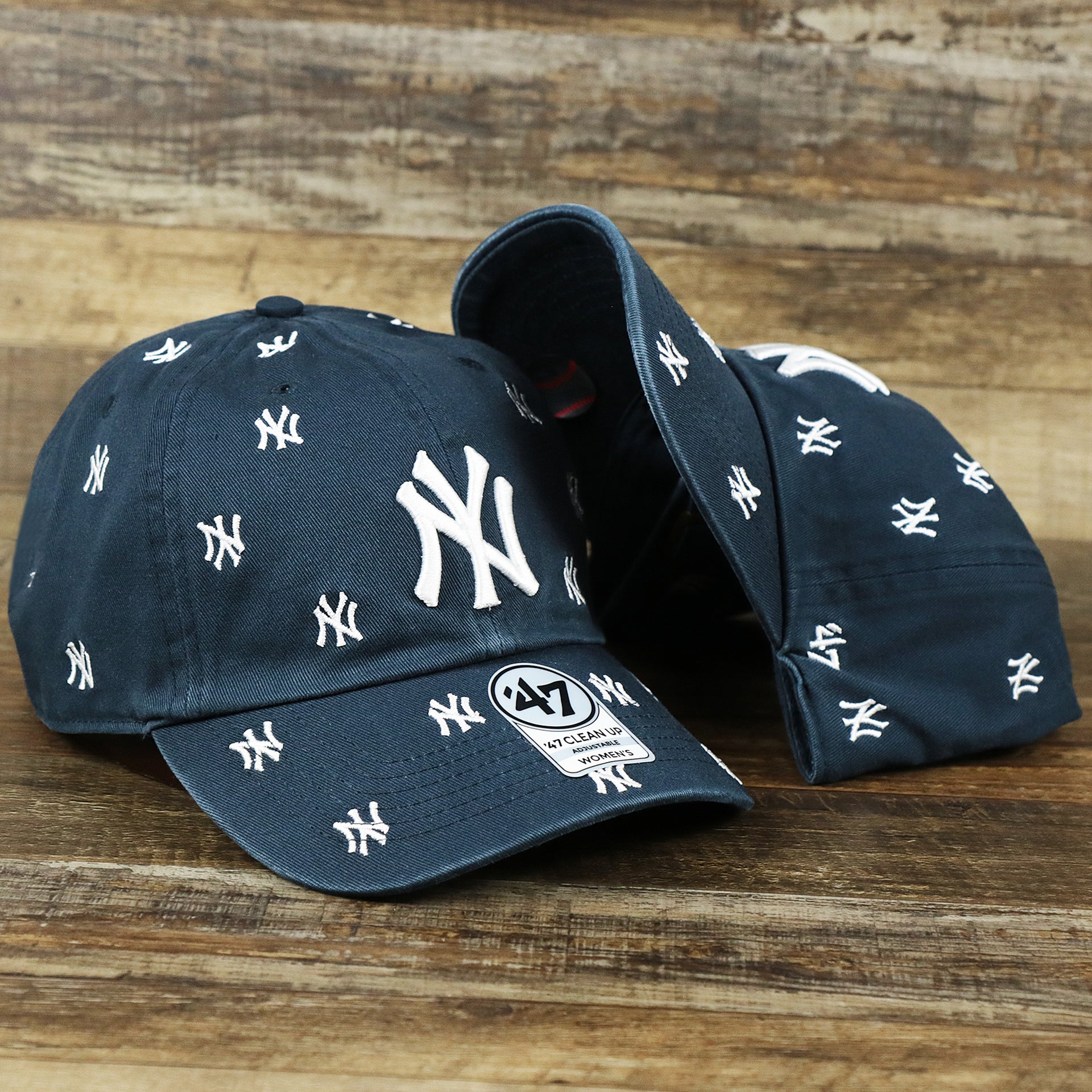 The Women’s New York Yankees All Over Yankees Logo Dad Hat | Navy Women’s Dad Hat