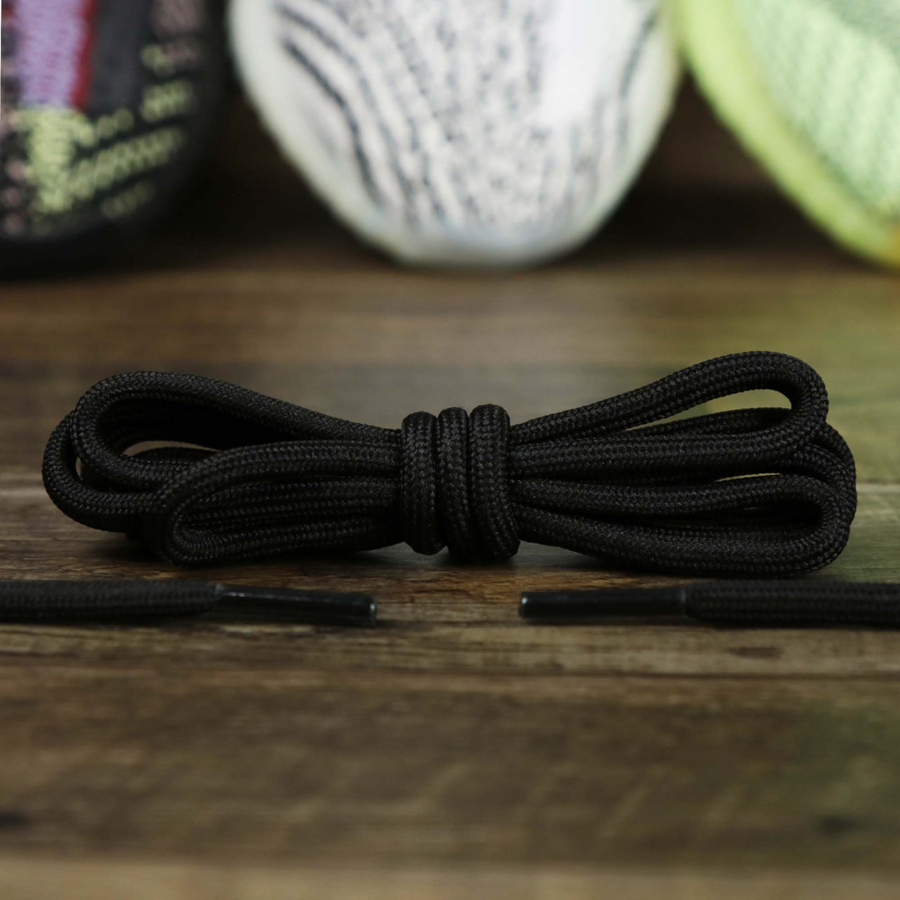 The Solid Rope Black Shoelaces with Black Aglets | 120cm Capswag