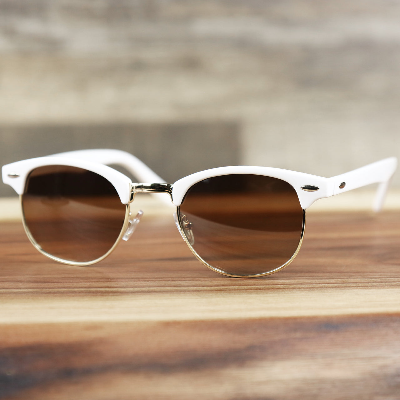 The Round Frame Brown Gradient Lens Sunglasses with White Gold Frame