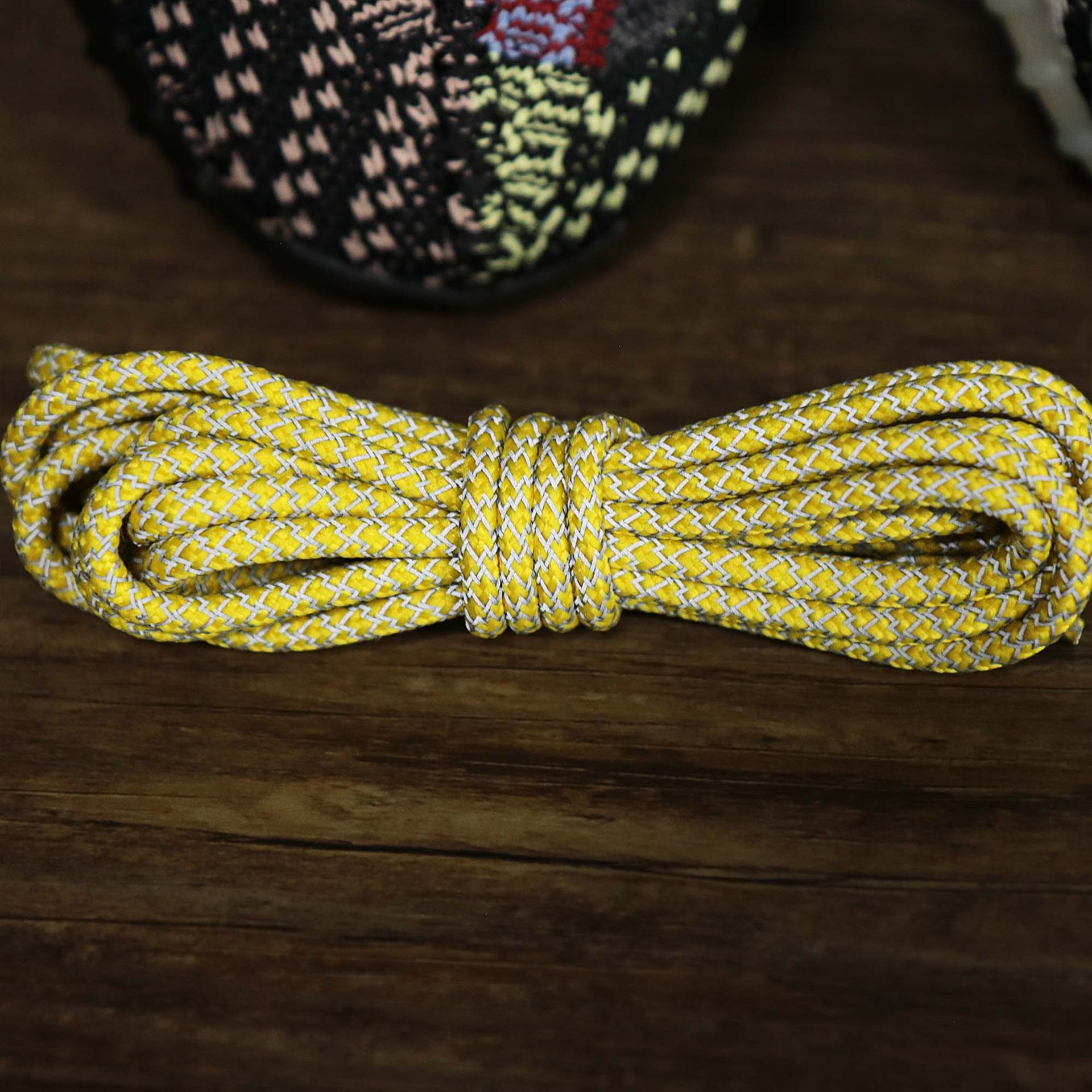 The 3M Reflective Yellow Solid Shoelaces with Yellow Aglets | 120cm Capswag